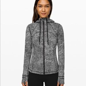 Lululemon Hooded Define Nulu Jacket size 6